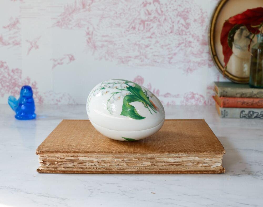 VTG Limoges France Lily of Valley Egg Trinket Box Vanity Jewelry Cottage Granny
